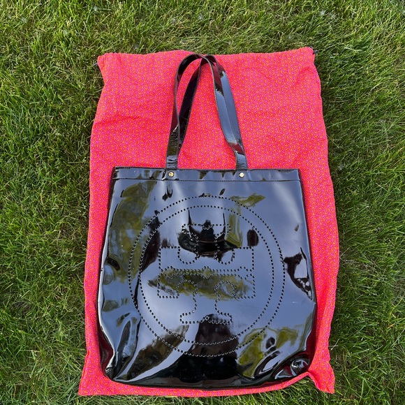 Tory Burch Handbags - Tory Burch tote purse and duster bag